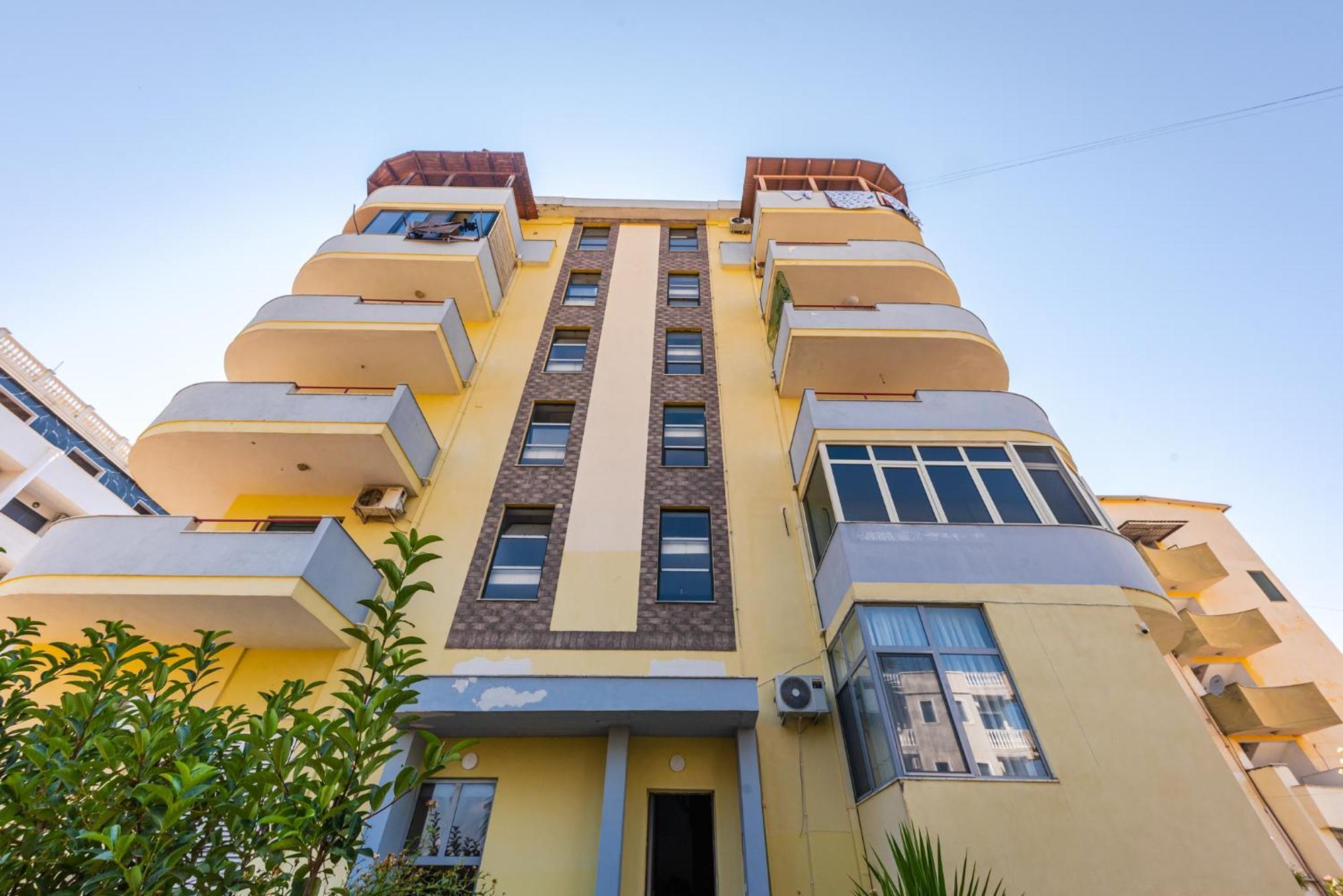 Sr Apartments Golem Golem  Exterior photo